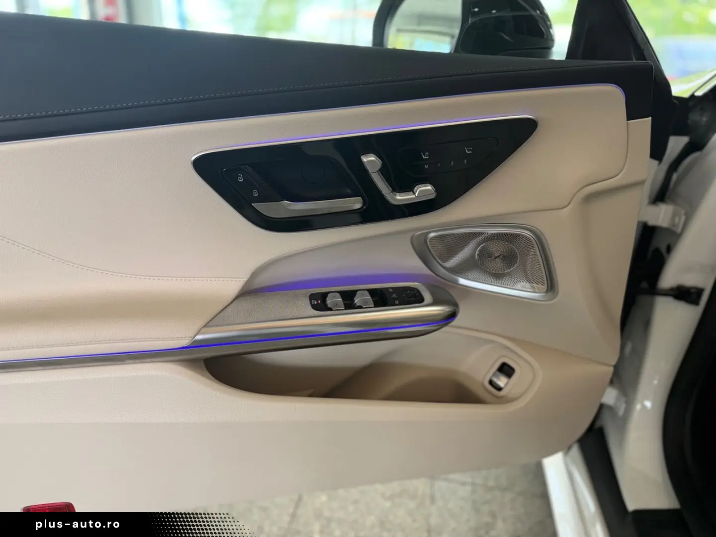 MERCEDES-BENZ CLE 220 d Cabrio AMG BURM 360  GARANTIE 19