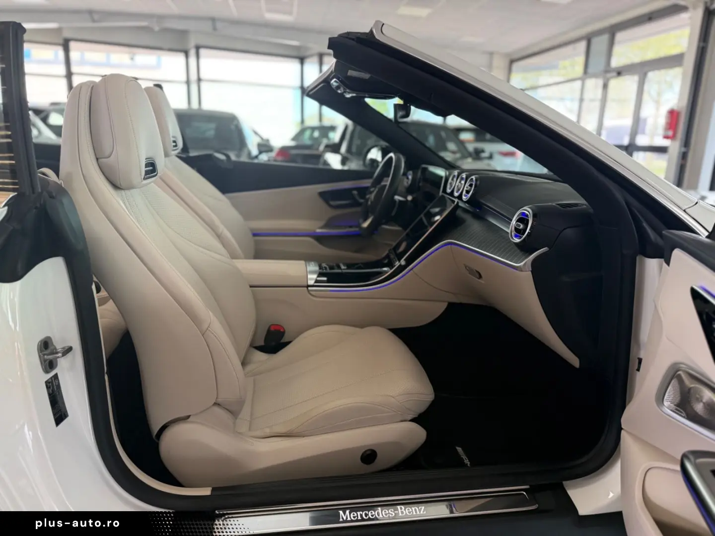 MERCEDES-BENZ CLE 220 d Cabrio AMG BURM 360  GARANTIE 19