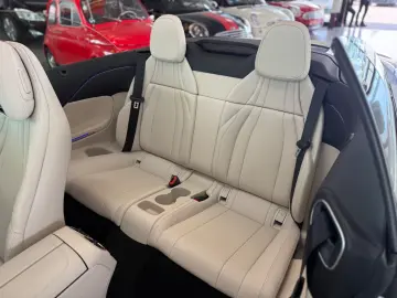 MERCEDES-BENZ CLE 220 d Cabrio AMG BURM 360  GARANTIE 19