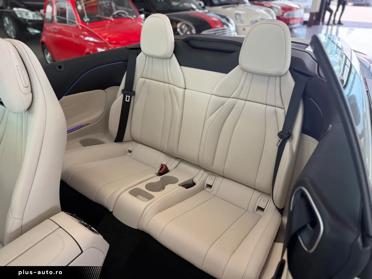 MERCEDES-BENZ CLE 220 d Cabrio AMG BURM 360  GARANTIE 19