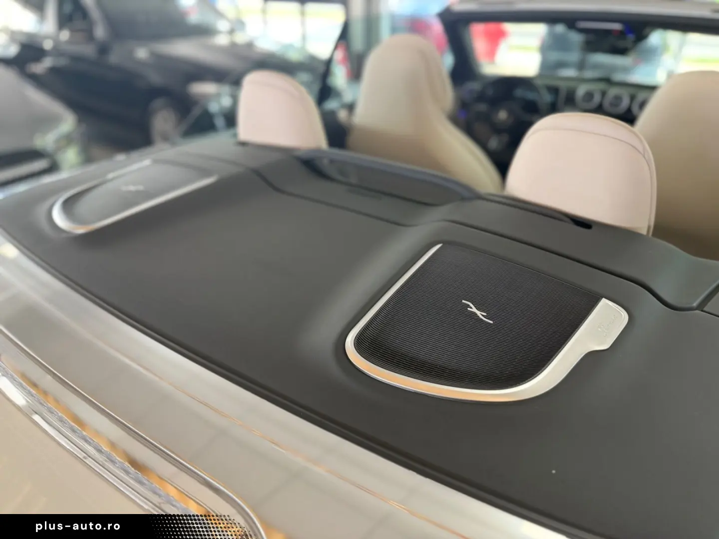 MERCEDES-BENZ CLE 220 d Cabrio AMG BURM 360  GARANTIE 19