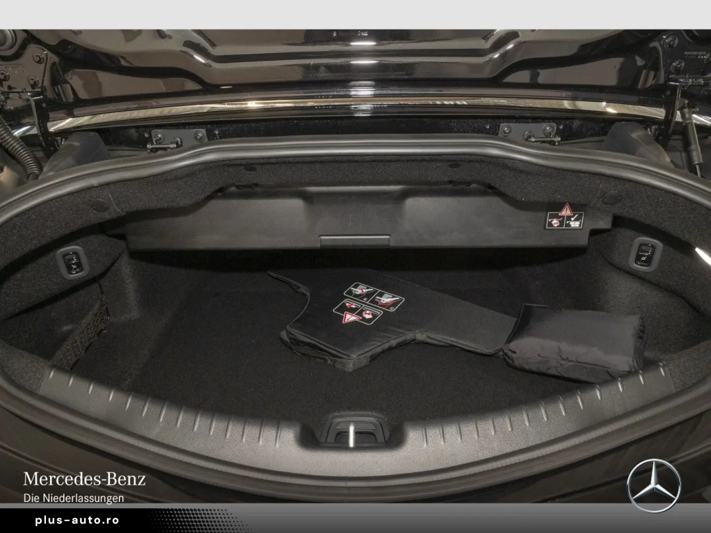 MERCEDES-BENZ CLE 220 d Cab AMG Advanced  Burmest3D &hellip;