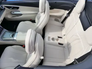 MERCEDES-BENZ CLE 200 AMG Cabriolet  AdvancePlus 360 Kam LED