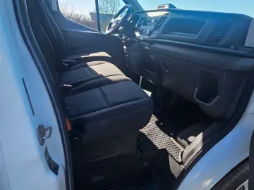 Ford Transit Box
