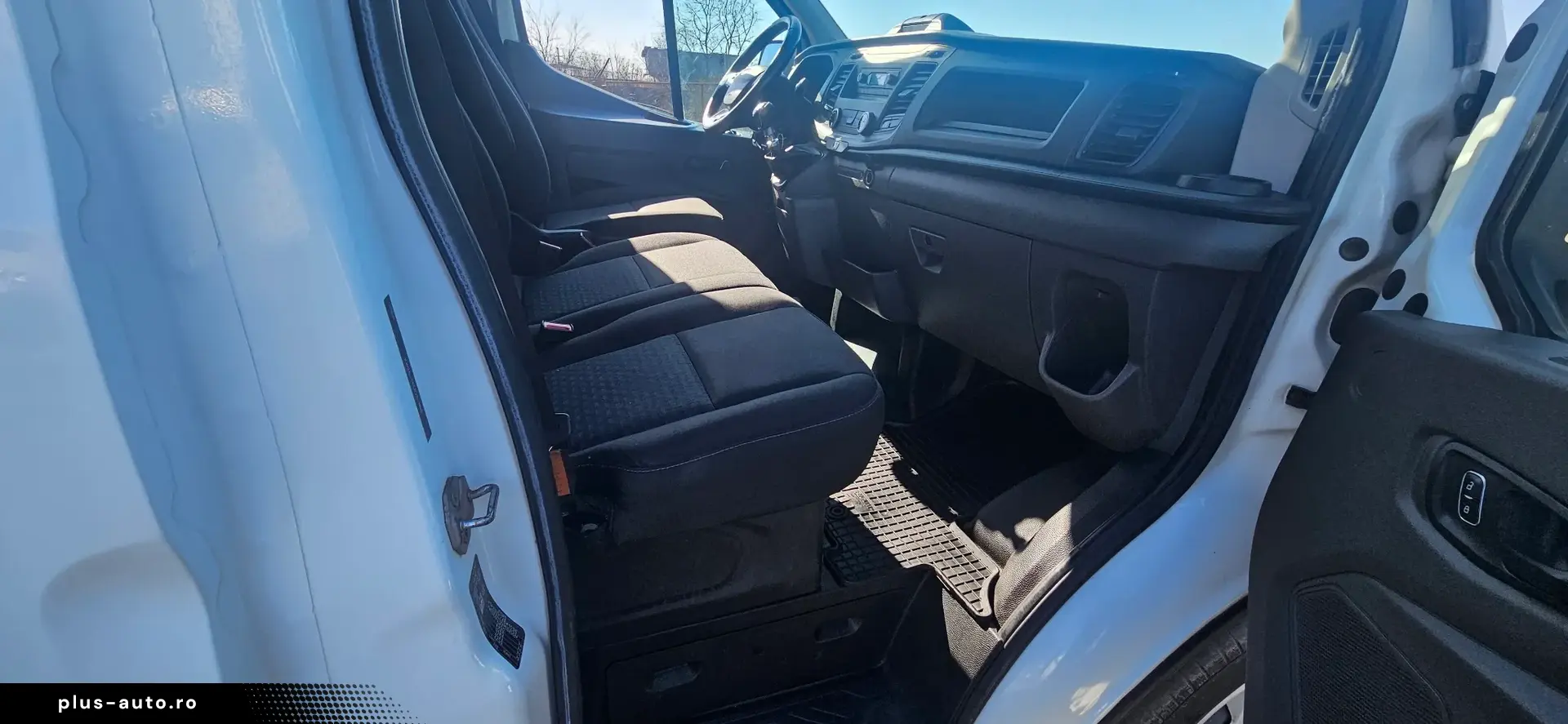 Ford Transit Box