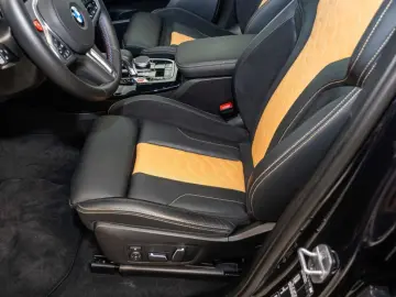 BMW X4 M Competition Panorama Navi Kamera eSitze HUD