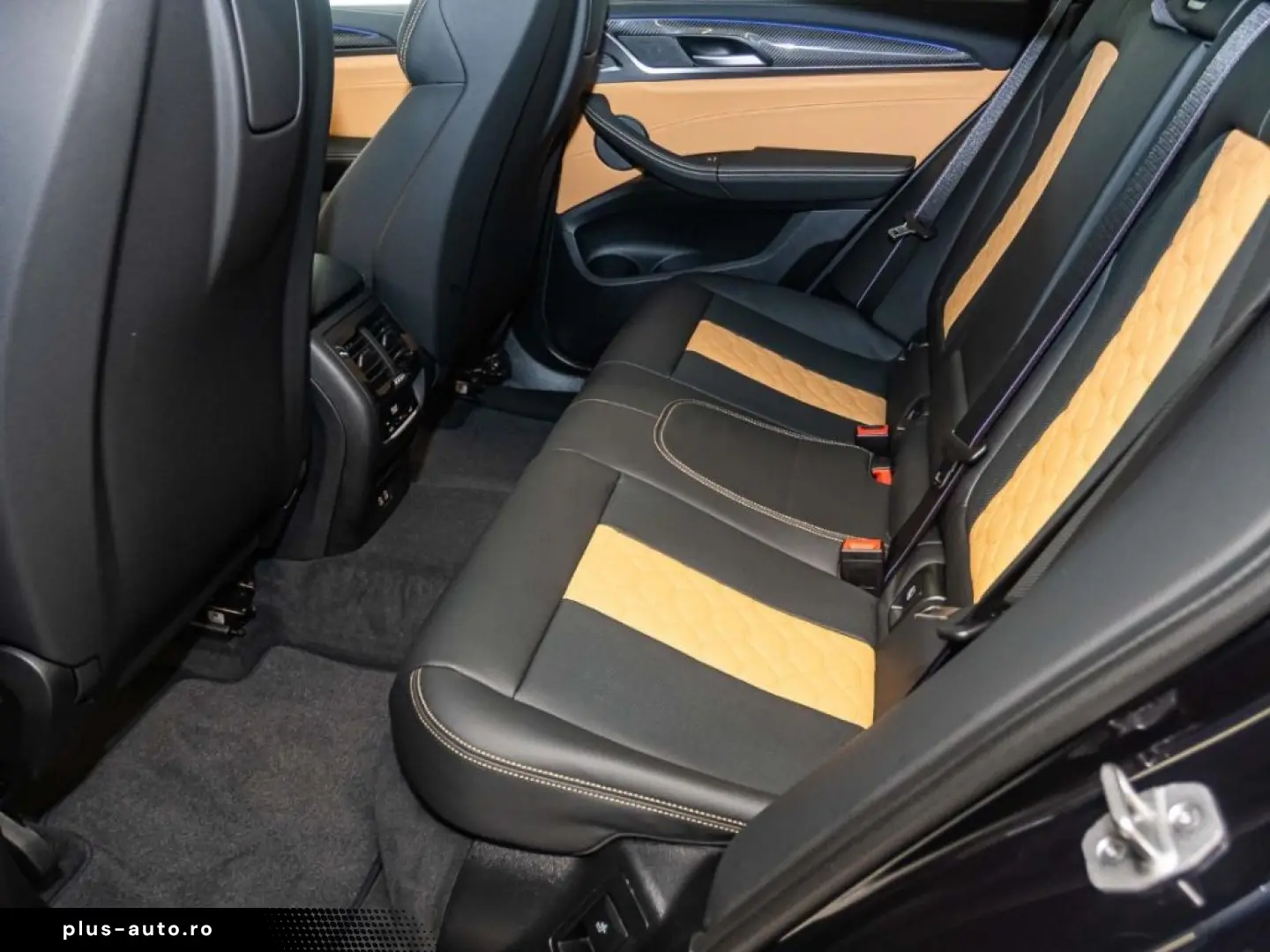BMW X4 M Competition Panorama Navi Kamera eSitze HUD