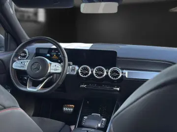 MERCEDES-BENZ GLB 250 AMG 20 Kamera