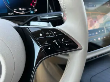 MERCEDES-BENZ E 300 e T FAP  SUPERSCREEN AHK Burm4D DigL 360