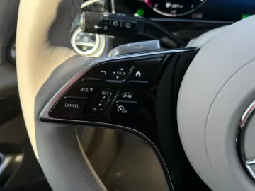 MERCEDES-BENZ E 300 e T FAP  SUPERSCREEN AHK Burm4D DigL 360