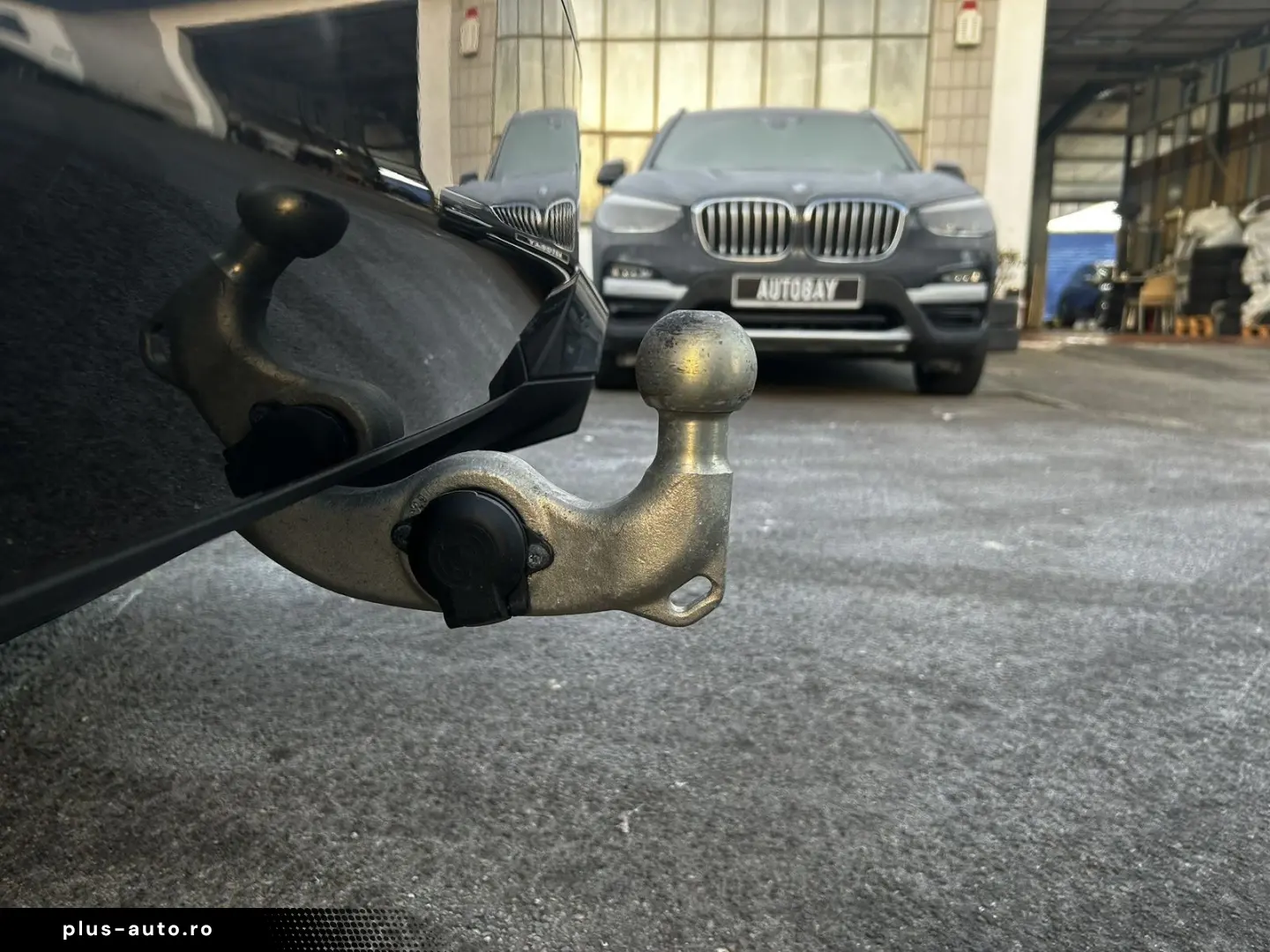 BMW iX xDrive40 100%Akku AHK Panorama M Sport HUD So