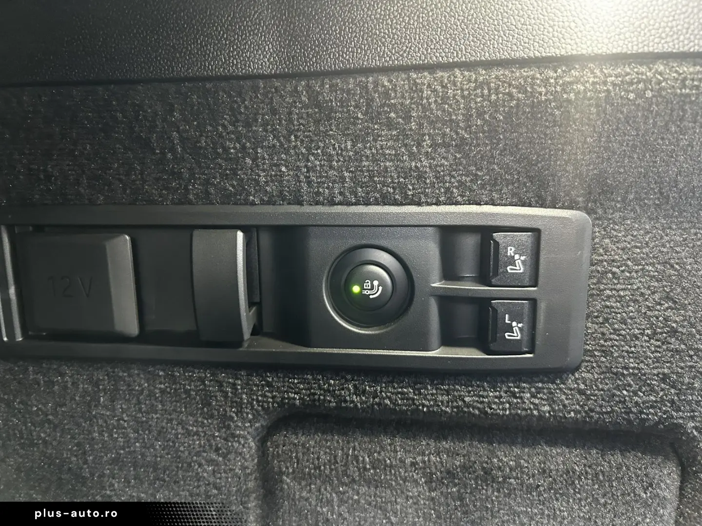 BMW iX xDrive40 100%Akku AHK Panorama M Sport HUD So