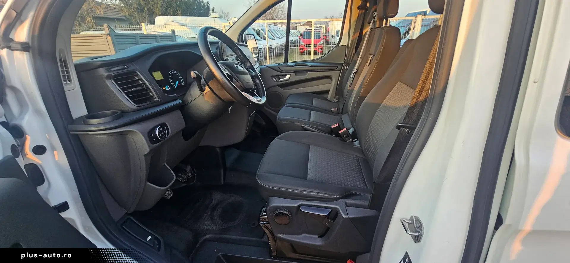 Ford Transit Custom DCIV 320 2.0 EcoBlue 130 CP