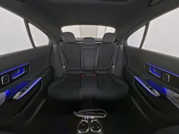 MERCEDES-BENZ C 300 d 4Matic AMG Line Premium  Fahrassistenz