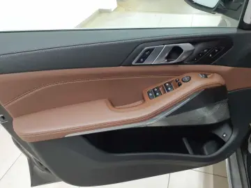 BMW X5 xDr45e xLine Bowers&W Massage Ventilation 360 DAProf