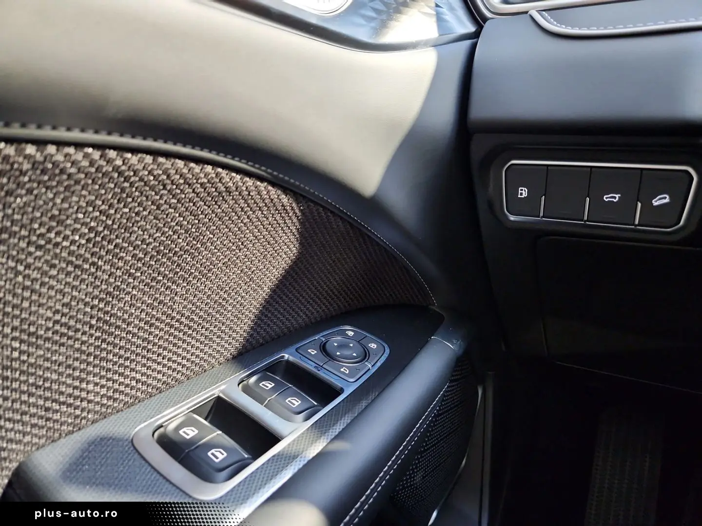 GWM Wey 05 Premium AHK Navi Matrix-LED ACC HUD  Akti
