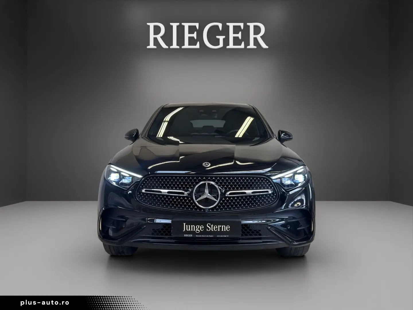MERCEDES-BENZ GLC 200 4M AMG AHK HUD Airmatic Pano NIGHT 20