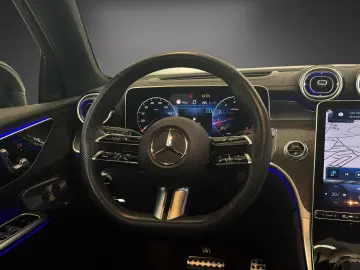 MERCEDES-BENZ GLC 200 4M AMG AHK HUD Airmatic Pano NIGHT 20