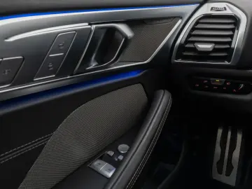 BMW M850i xD Coupé Laser 360  HUD DAB H K SoftClose