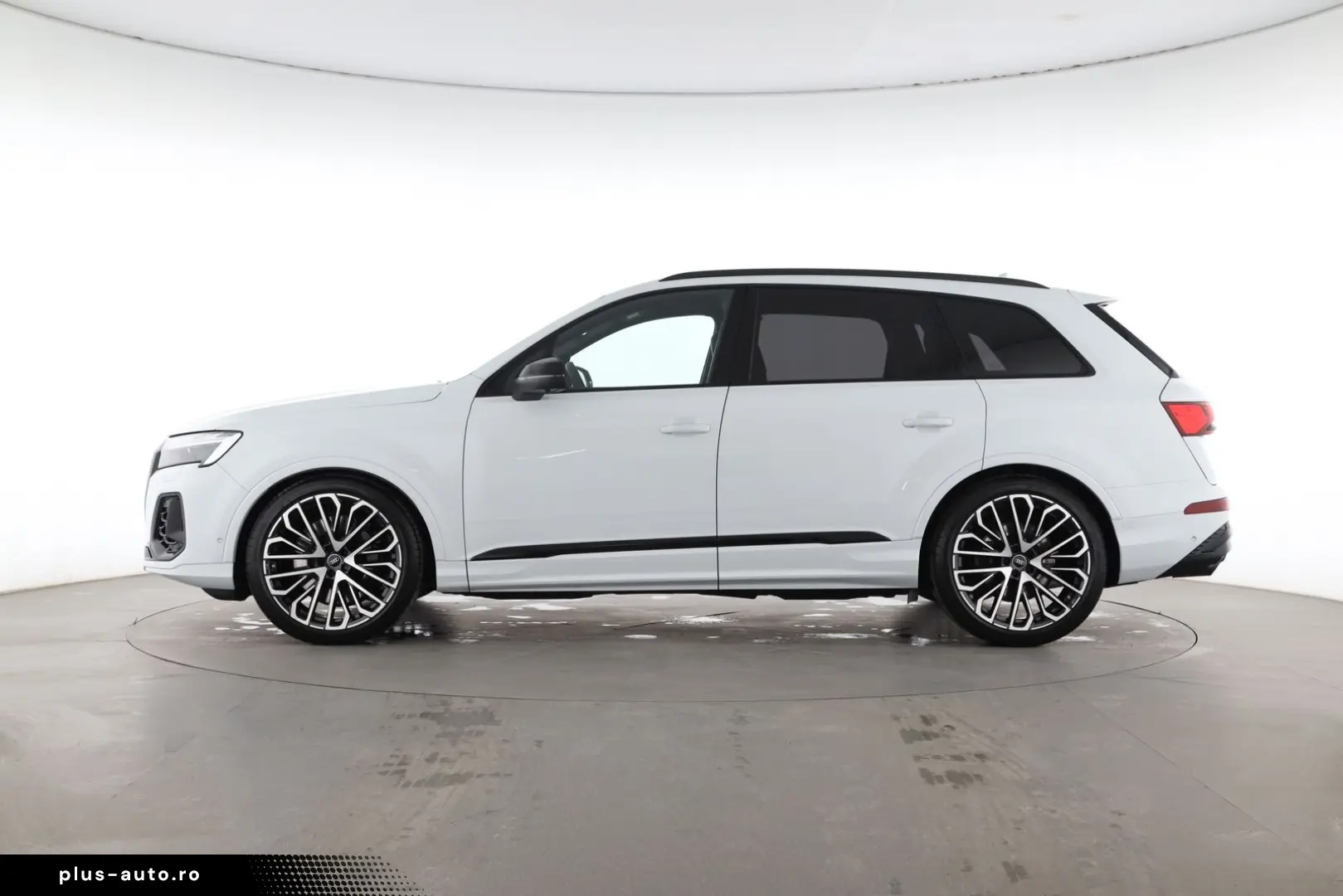 AUDI SQ7 TFSI quattro tiptr. 7-Sitzer   AHK   PANO