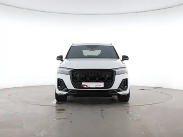AUDI SQ7 TFSI quattro tiptr. 7-Sitzer   AHK   PANO