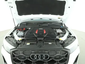AUDI SQ7 TFSI quattro tiptr. 7-Sitzer   AHK   PANO