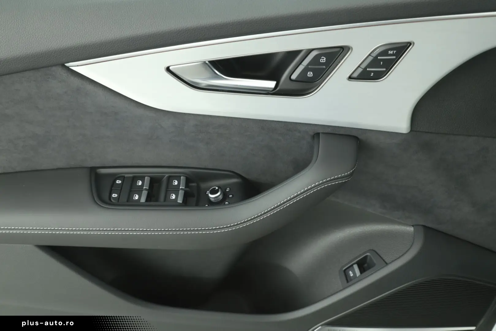 AUDI SQ7 TFSI quattro tiptr. 7-Sitzer   AHK   PANO