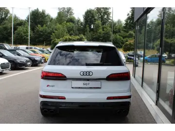 AUDI SQ7 4.0TFSI qu.Tiptr.- S-Sitze Carbon Pano B&O!!
