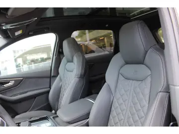 AUDI SQ7 4.0TFSI qu.Tiptr.- S-Sitze Carbon Pano B&O!!