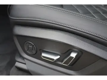 AUDI SQ7 4.0TFSI qu.Tiptr.- S-Sitze Carbon Pano B&O!!
