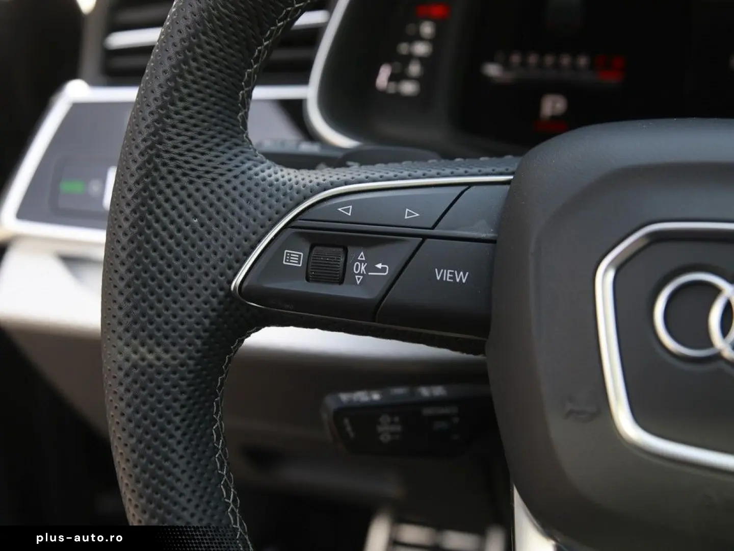 AUDI SQ7 4.0 TFSI AHK Panorama Matrix Head-up Kamera