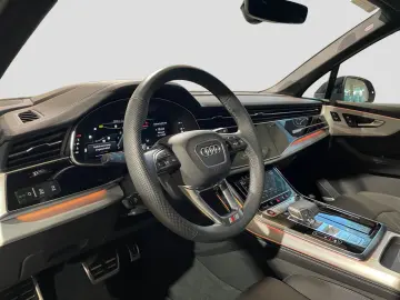 AUDI SQ7 4.0TFSI qu 7-Sitze 360  B&O Luft Matrix Pano