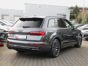 AUDI SQ7 TFSI B&O Pano AHK Laserl. LM22 HuD Sports.