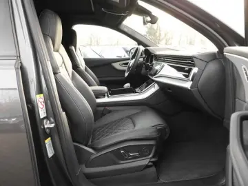 AUDI SQ7 TFSI B&O Pano AHK Laserl. LM22 HuD Sports.