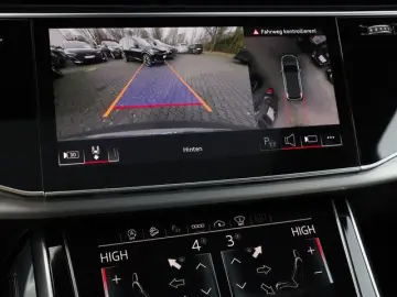 AUDI SQ7 TFSI B&O Pano AHK Laserl. LM22 HuD Sports.