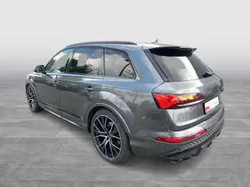 AUDI SQ7 Black  S-Sitze  HuD HD Matrix Pano STHZ AHK