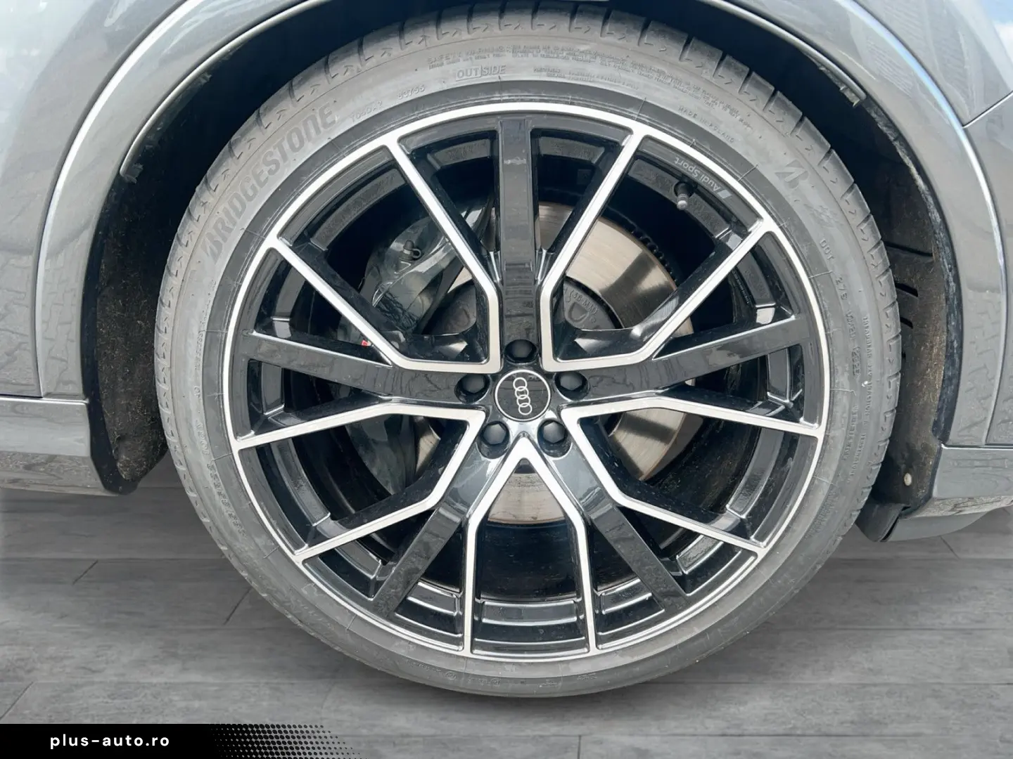AUDI SQ7 Black  S-Sitze  HuD HD Matrix Pano STHZ AHK