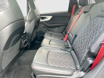 AUDI SQ7 Black  S-Sitze  HuD HD Matrix Pano STHZ AHK