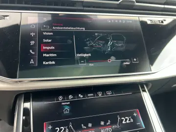 AUDI SQ7 Black  S-Sitze  HuD HD Matrix Pano STHZ AHK