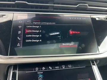 AUDI SQ7 Black  S-Sitze  HuD HD Matrix Pano STHZ AHK