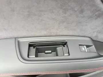 AUDI SQ7 TFSI quattro tiptr. PANO AHK STANDHEIZ 22  H