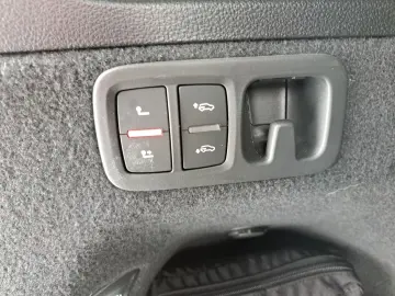 AUDI SQ7 TFSI quattro tiptr. PANO AHK STANDHEIZ 22  H