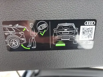 AUDI SQ7 TFSI quattro tiptr. PANO AHK STANDHEIZ 22  H