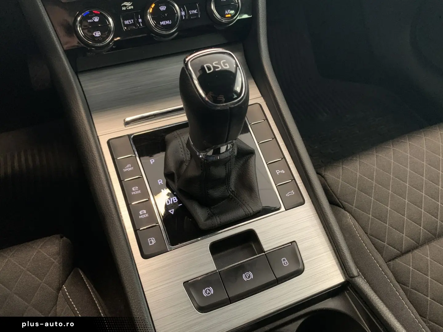 SKODA Superb Ambition