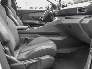 PEUGEOT 3008 Hybrid 225 Allure Pack 1.6 Plug-In EU6d Nav