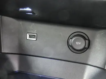 PEUGEOT 3008 Hybrid 225 Allure Pack 1.6 Plug-In EU6d Nav