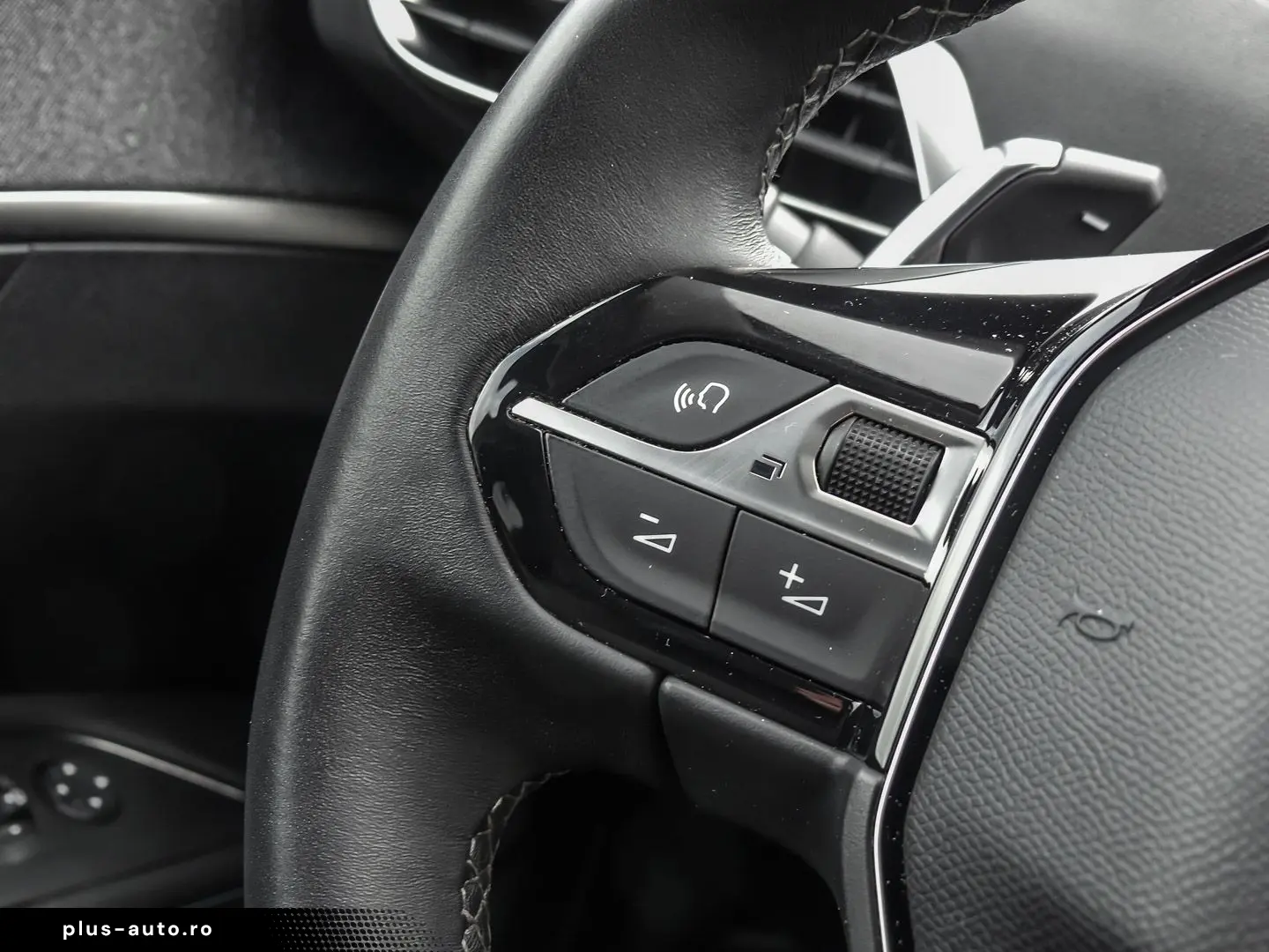 PEUGEOT 3008 Hybrid 225 Allure Pack 1.6 Plug-In EU6d Nav