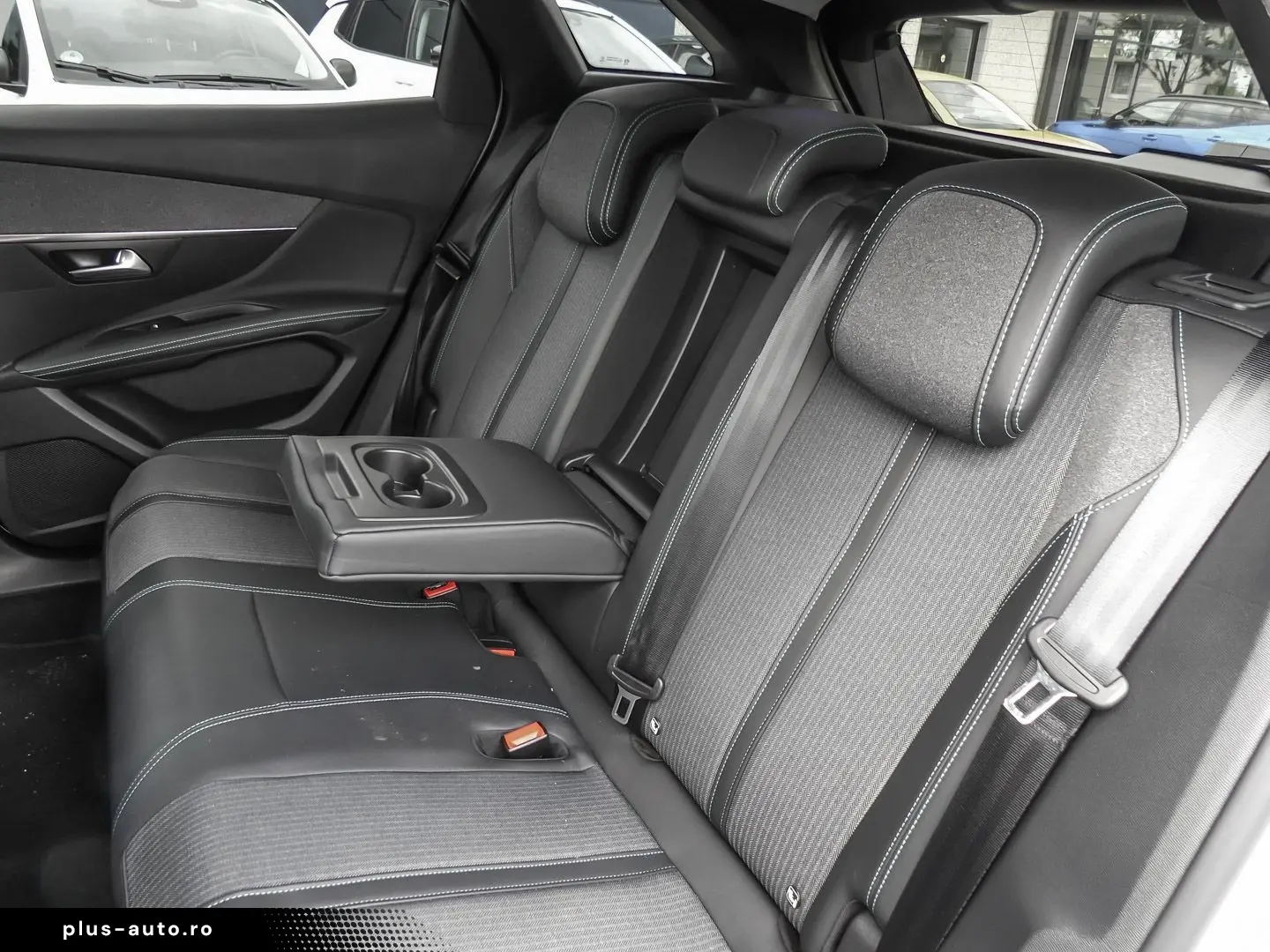 PEUGEOT 3008 Hybrid 225 Allure Pack 1.6 Plug-In EU6d Nav