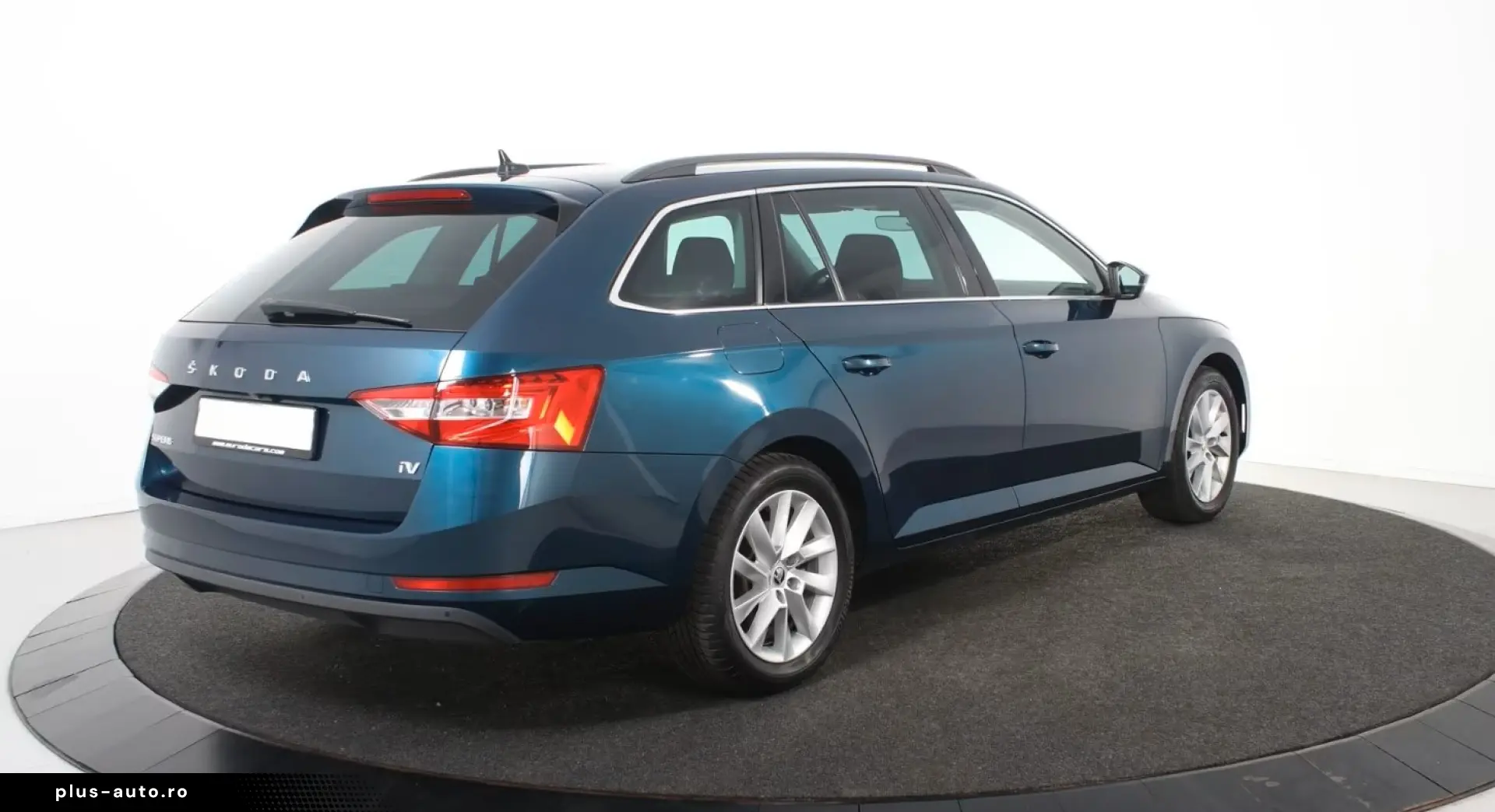 SKODA Superb iV COMBI