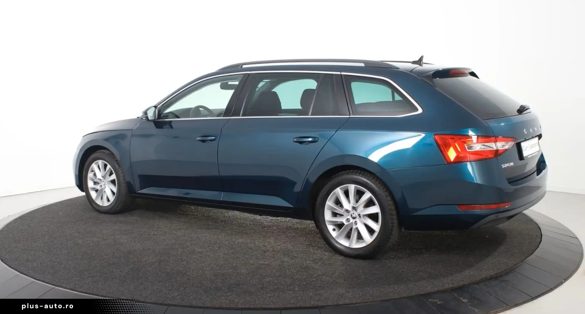 SKODA Superb iV COMBI